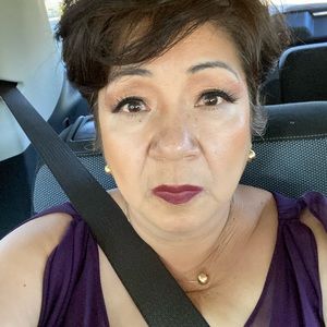 Meet your Posher, Alma